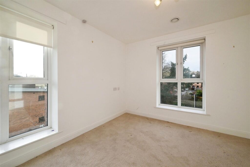 345 Reading Road, Henley-On-Thames