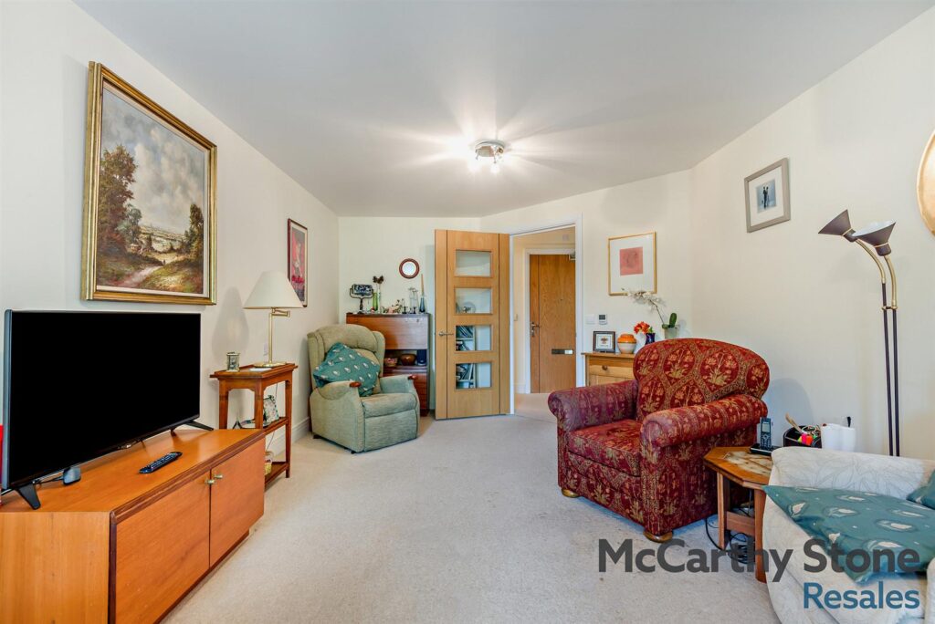 Jenner Court, St. Georges Road, Cheltenham, GL50 3ER