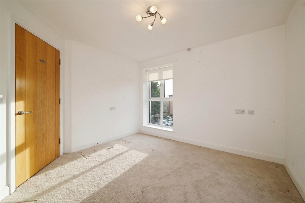 345 Reading Road, Henley-On-Thames