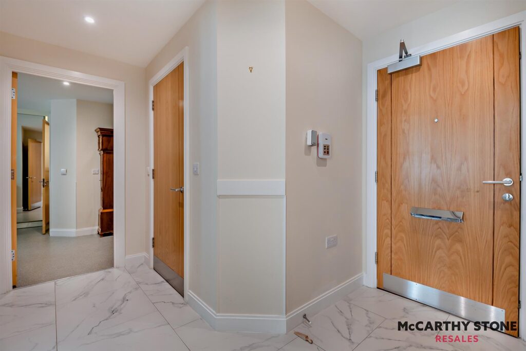Clarendon House, Tower Road, Poole, BH13 6FE