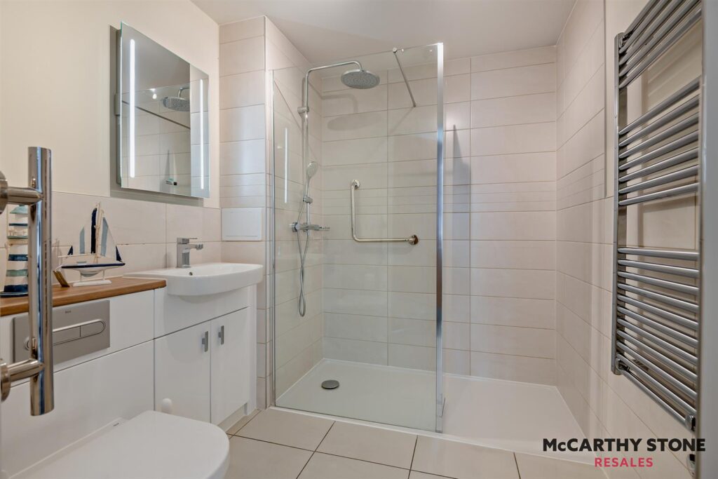 Clarendon House, Tower Road, Poole, BH13 6FE