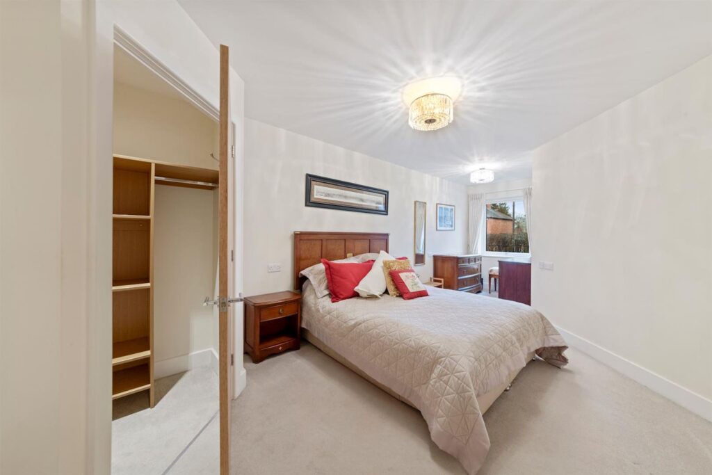 Josiah Drive, Ickenham