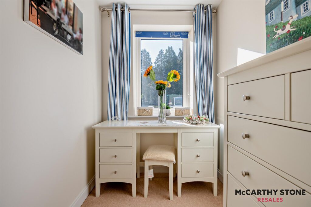 Clarendon House, Tower Road, Poole, BH13 6FE
