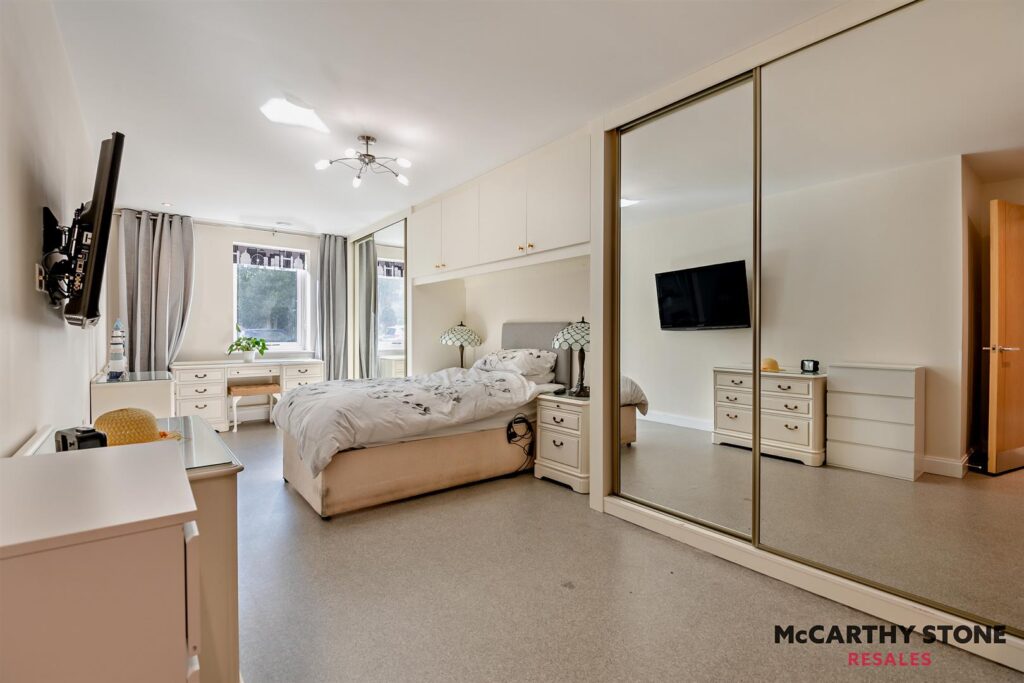 Clarendon House, Tower Road, Poole, BH13 6FE