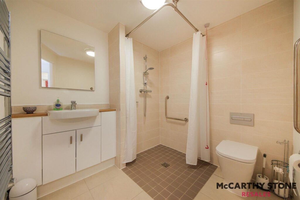 30 Wheatley Place, Connaught Close, Solihull