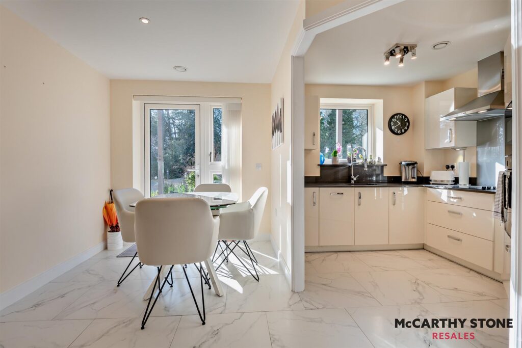 Clarendon House, Tower Road, Poole, BH13 6FE