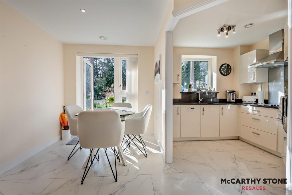 Clarendon House, Tower Road, Poole, BH13 6FE