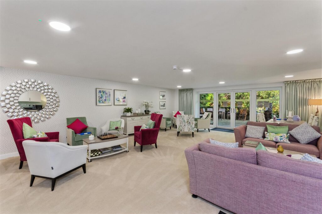Clarendon House, Tower Road, Poole, BH13 6FE