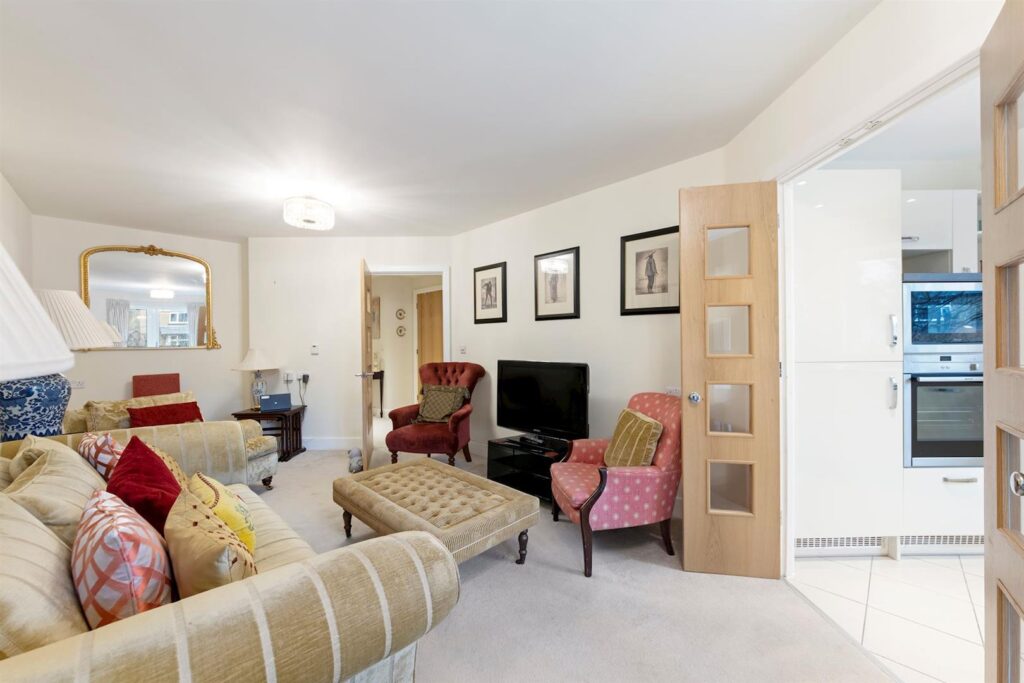Josiah Drive, Ickenham