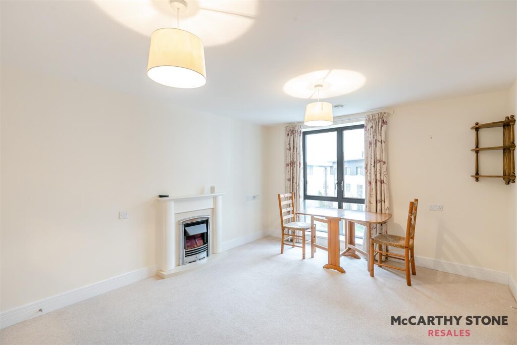 Jenner Court, St. Georges Road, Cheltenham, Gloucerstershire, GL50 3ER