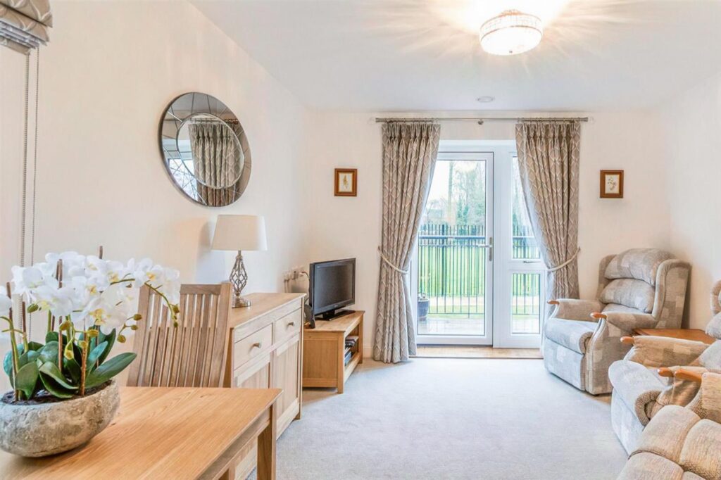 Elizabeth House, St. Giles Mews, Stony Stratford,