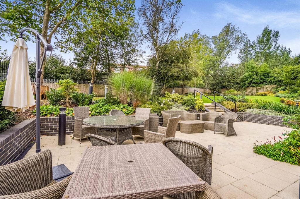 Studio Way, Borehamwood
