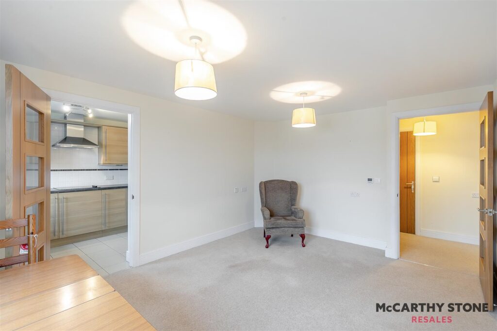 Jenner Court, St. Georges Road, Cheltenham, Gloucerstershire, GL50 3ER
