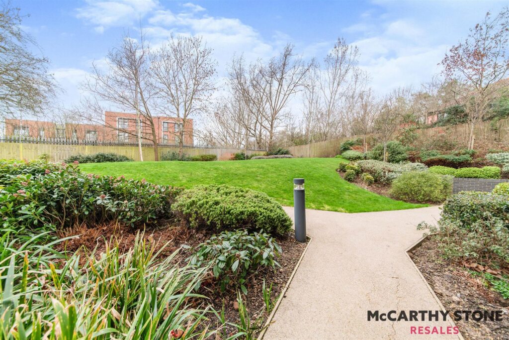 Studio Way, Borehamwood