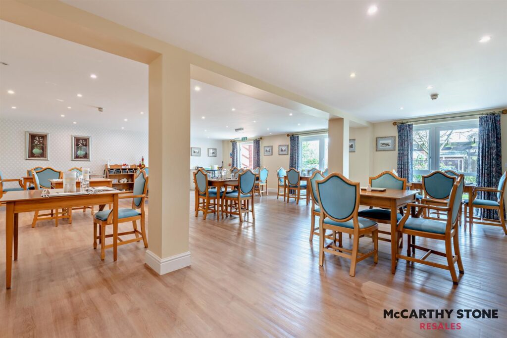 Farringford Court, Avenue Road, Lymington, Hampshire, SO41 9PA