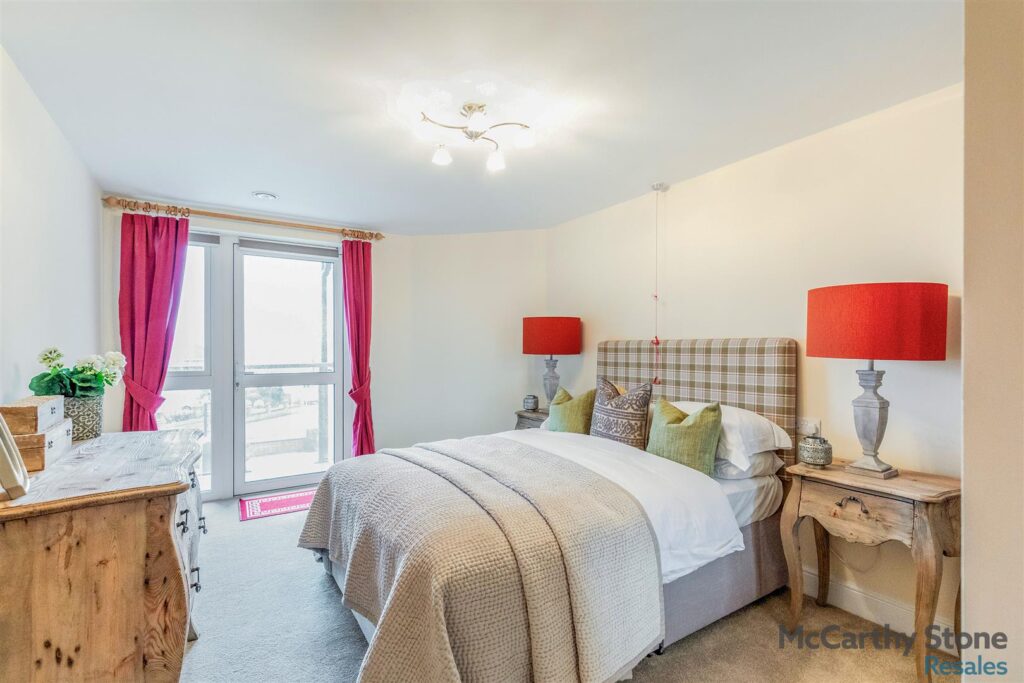 Wardington Court, Welford Road, Northampton, Northamptonshire NN2 8FR