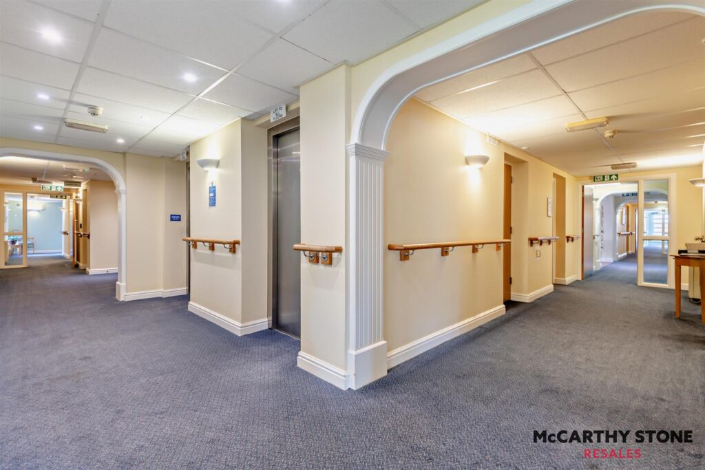 Farringford Court, Avenue Road, Lymington, Hampshire, SO41 9PA