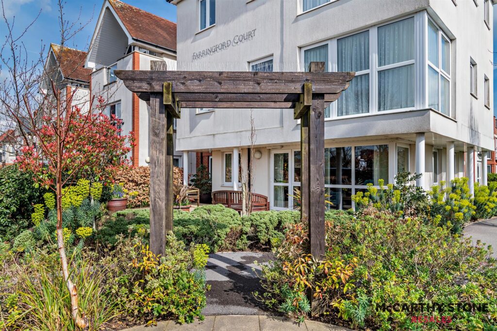 Farringford Court, Avenue Road, Lymington, Hampshire, SO41 9PA