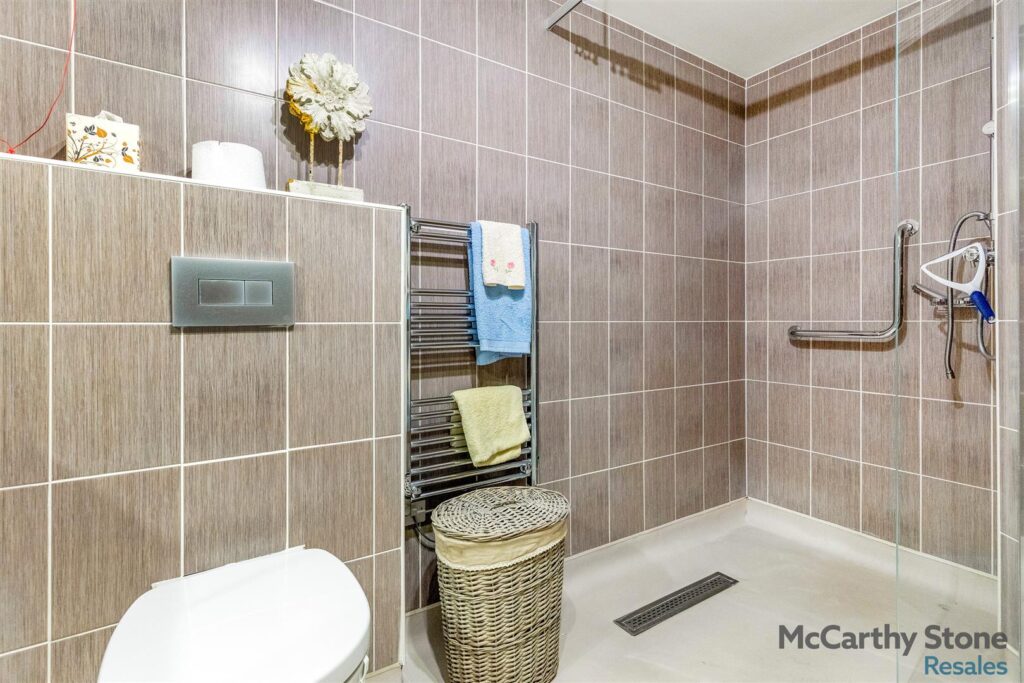 Wardington Court, Welford Road, Northampton, Northamptonshire NN2 8FR
