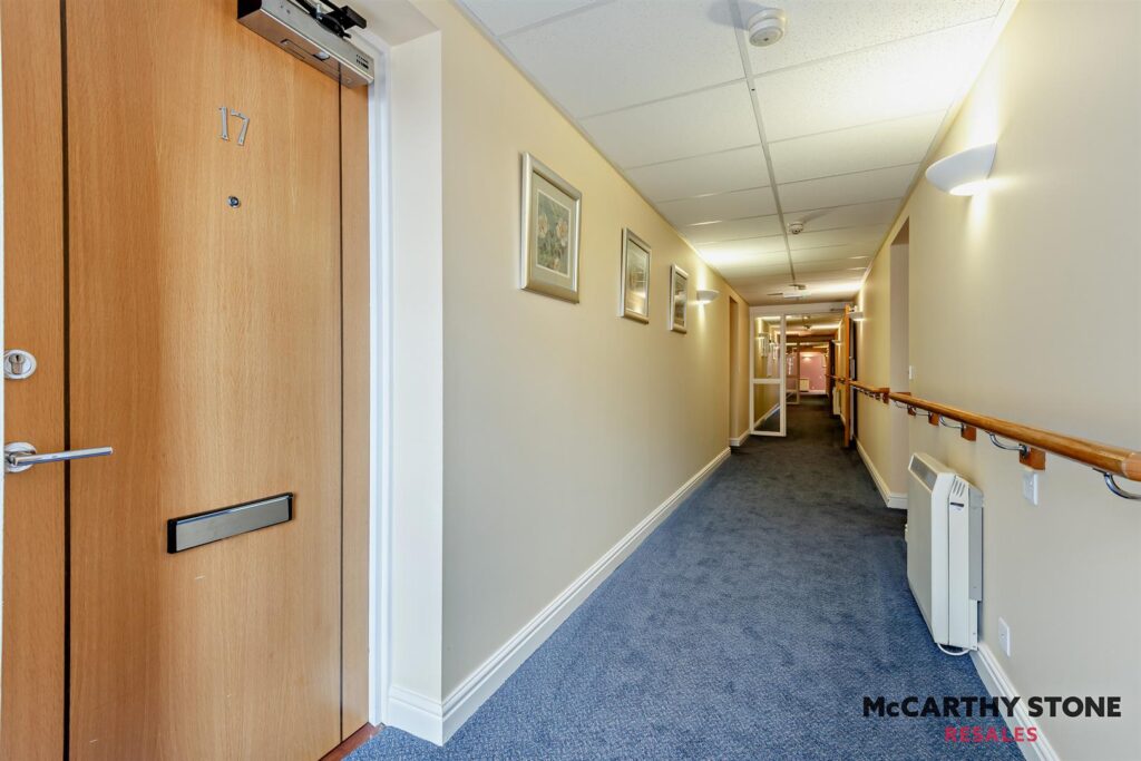 Farringford Court, Avenue Road, Lymington, Hampshire, SO41 9PA