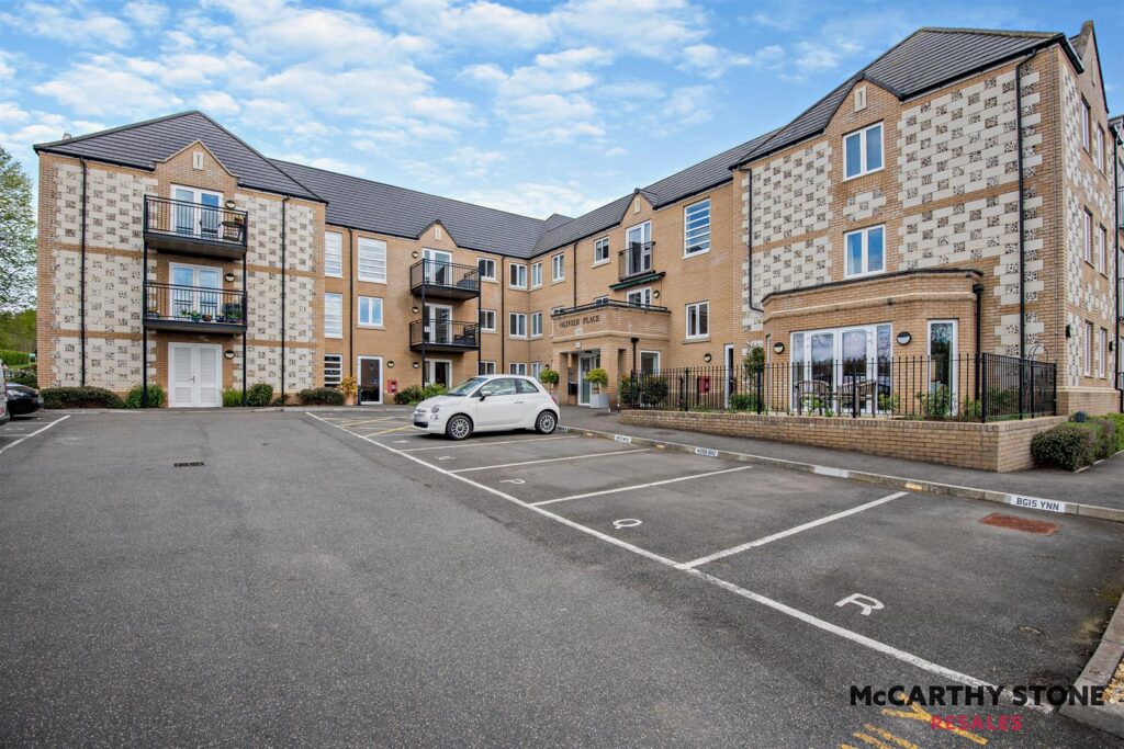 Olivier Place, Hart Close, Wilton, SP2 0FW