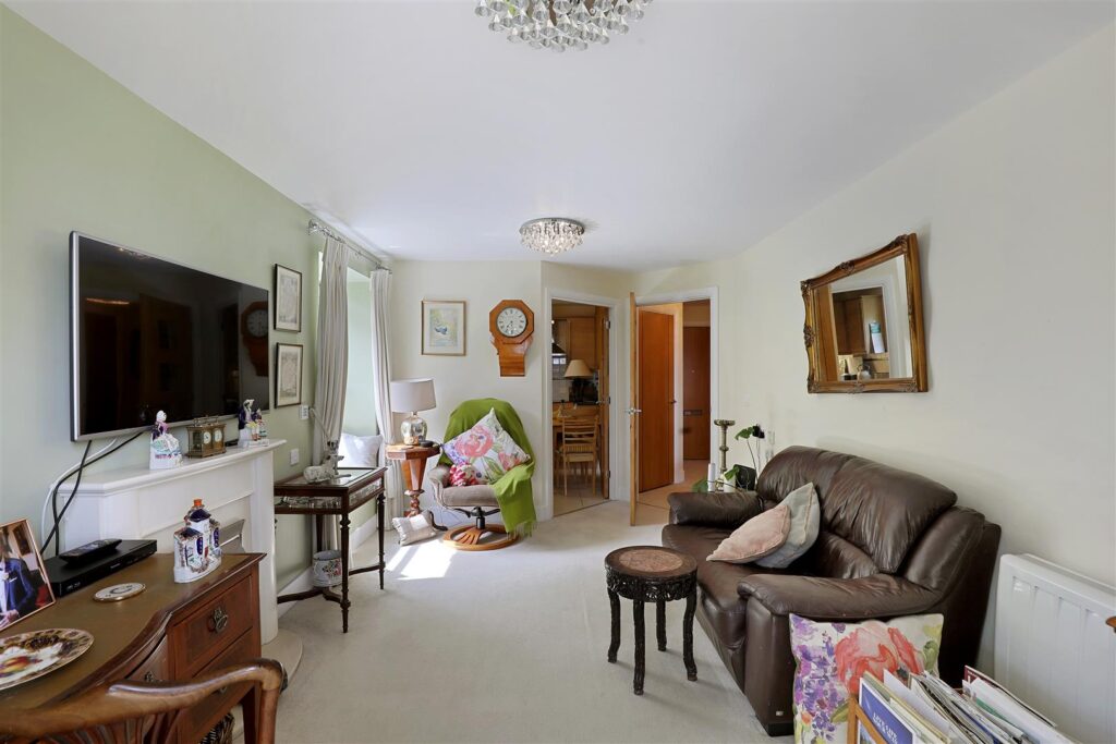 Cartwright Court, 2 Victoria Road, Malvern, WR14 2GE