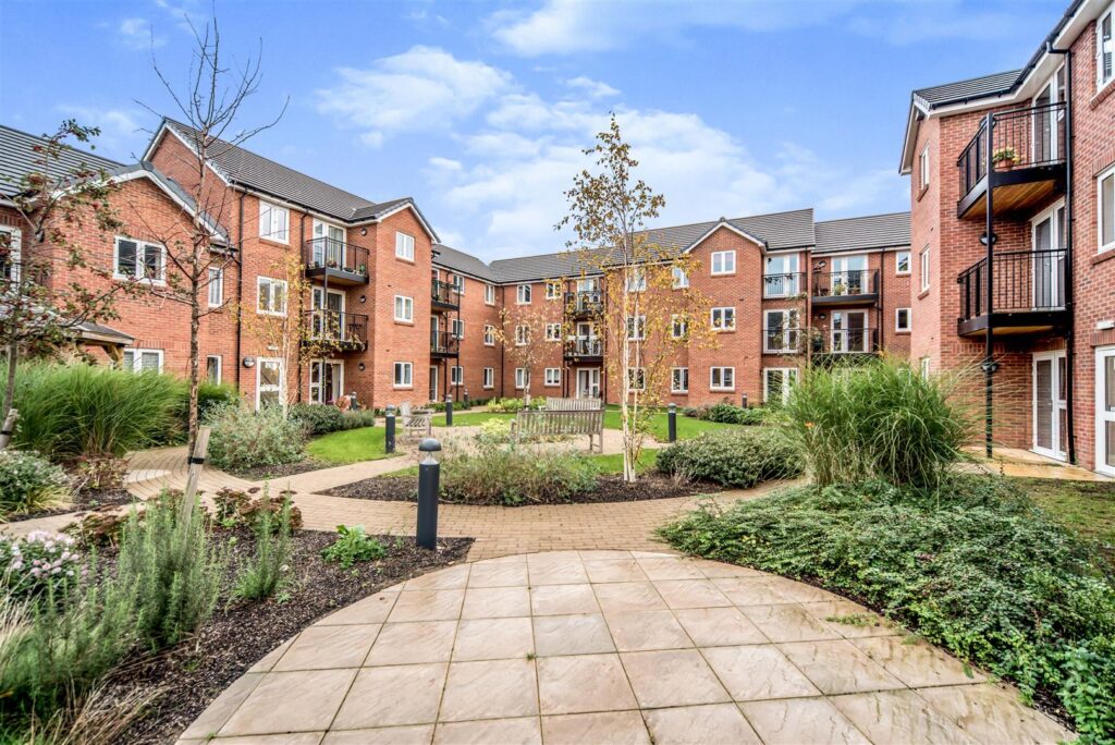 Oakhill Place, High View, Bedford, Bedfordshire, MK41 8FB