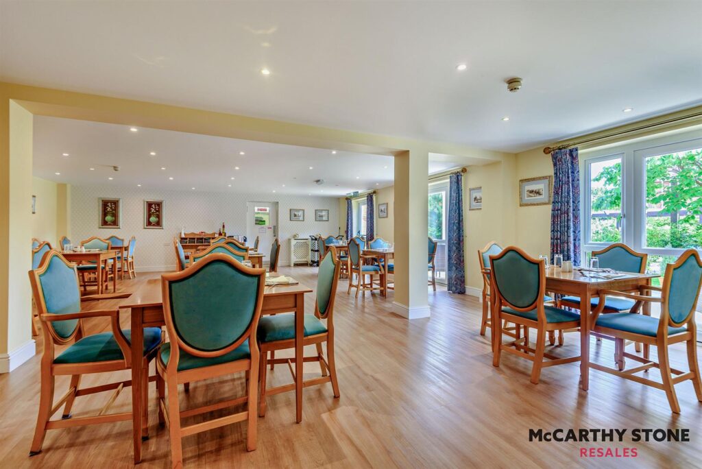 Farringford Court, Avenue Road, Lymington, Hampshire, SO41 9PA