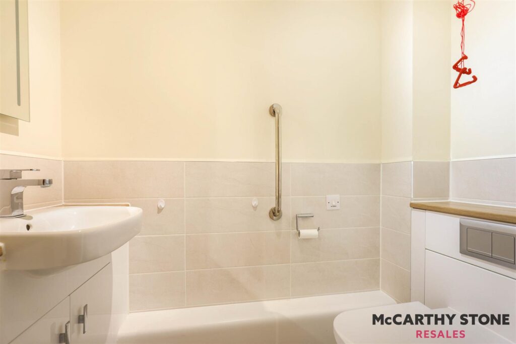 Harvard Place, Stratford-Upon-Avon, Warwickshire CV37 8GA