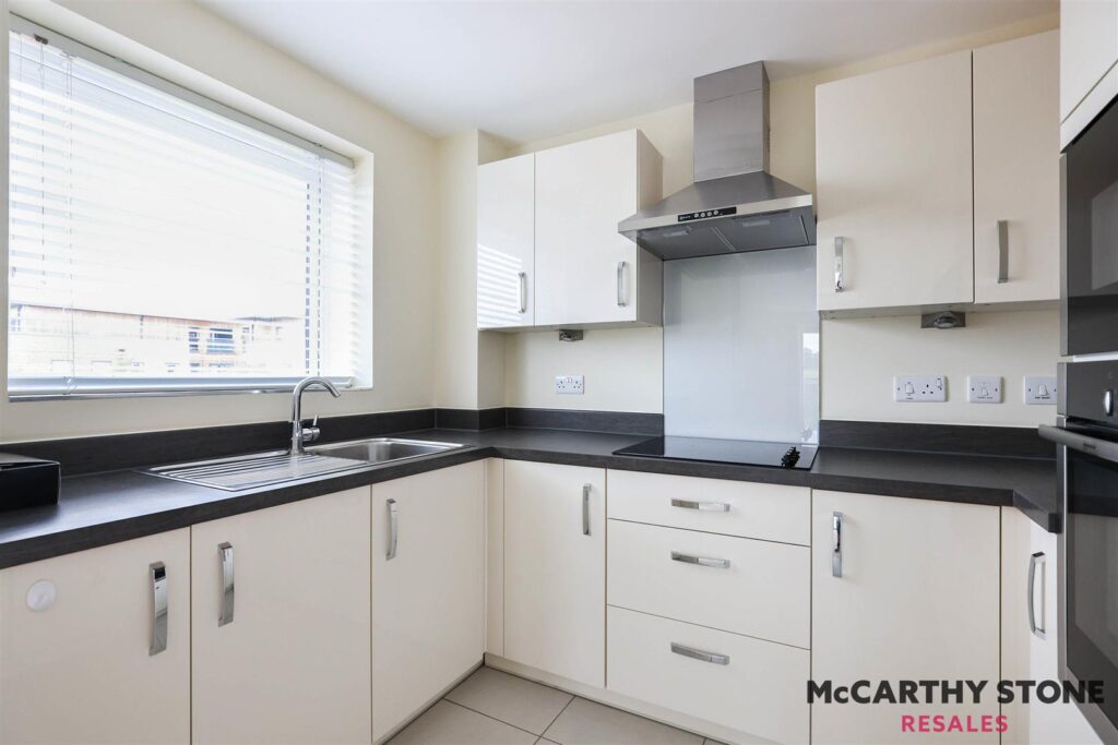 Harvard Place, Stratford-Upon-Avon, Warwickshire CV37 8GA