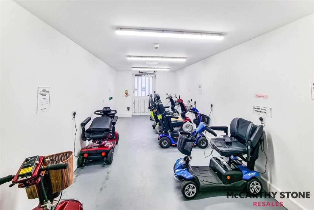 Martello Court, Jevington Gardens, Eastboure, BN21 4SD