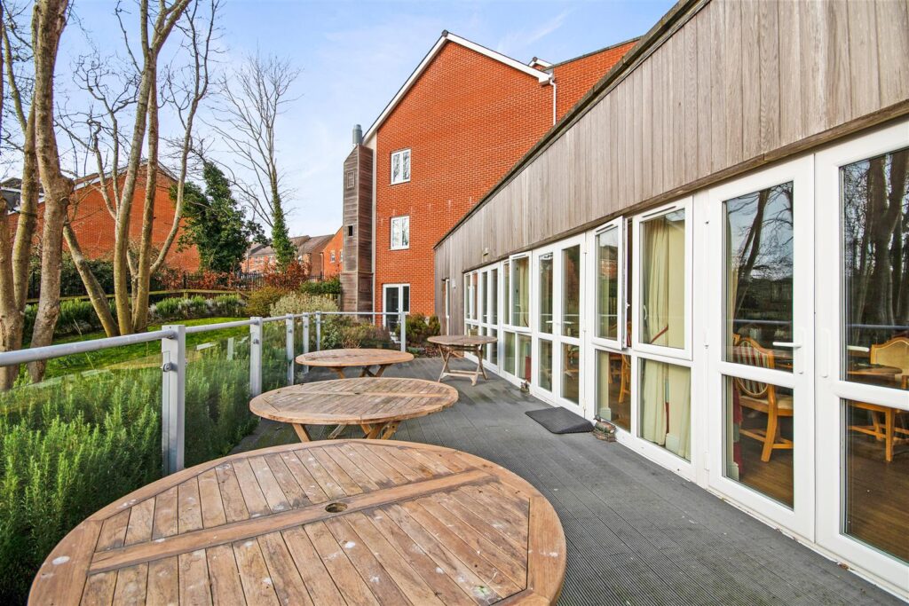Somers Brook Court, Newport, Isle of Wight, PO30 5UN