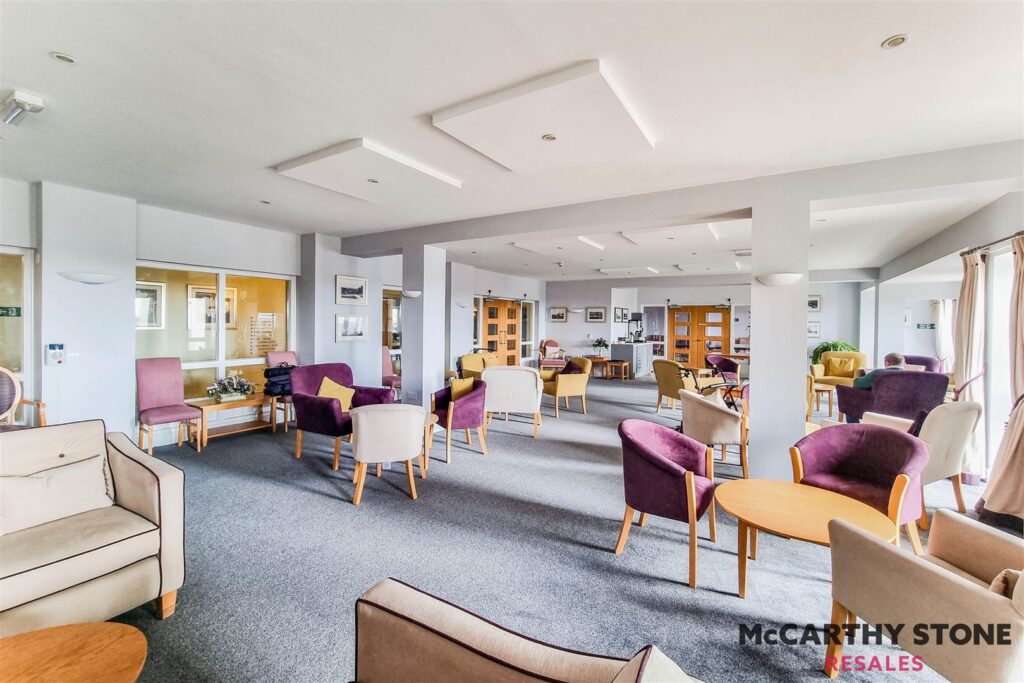 Martello Court, Jevington Gardens, Eastboure, BN21 4SD