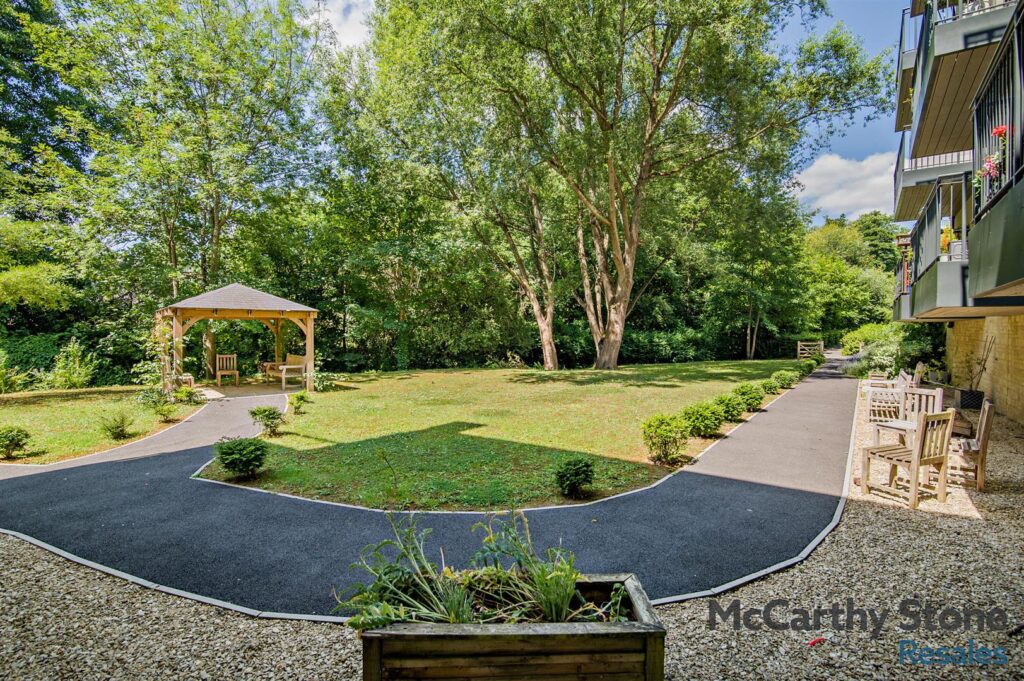 Lambrook Court, Gloucester Road, Larkhall, Bath, BA1 8AZ