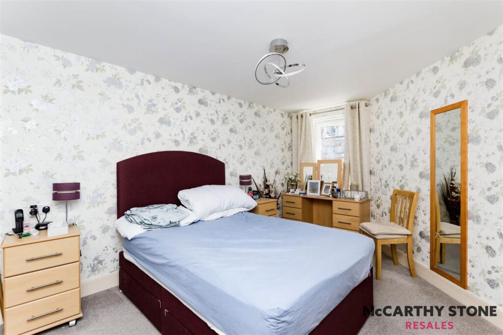Martello Court, Jevington Gardens, Eastboure, BN21 4SD