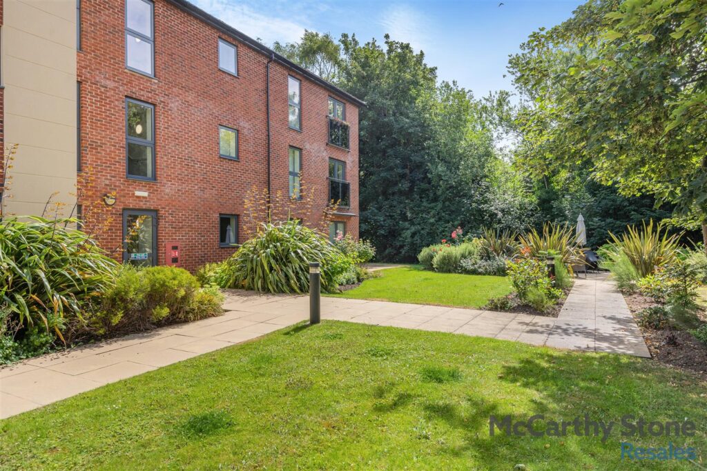 Thorneycroft, Wood Road, Wolverhampton