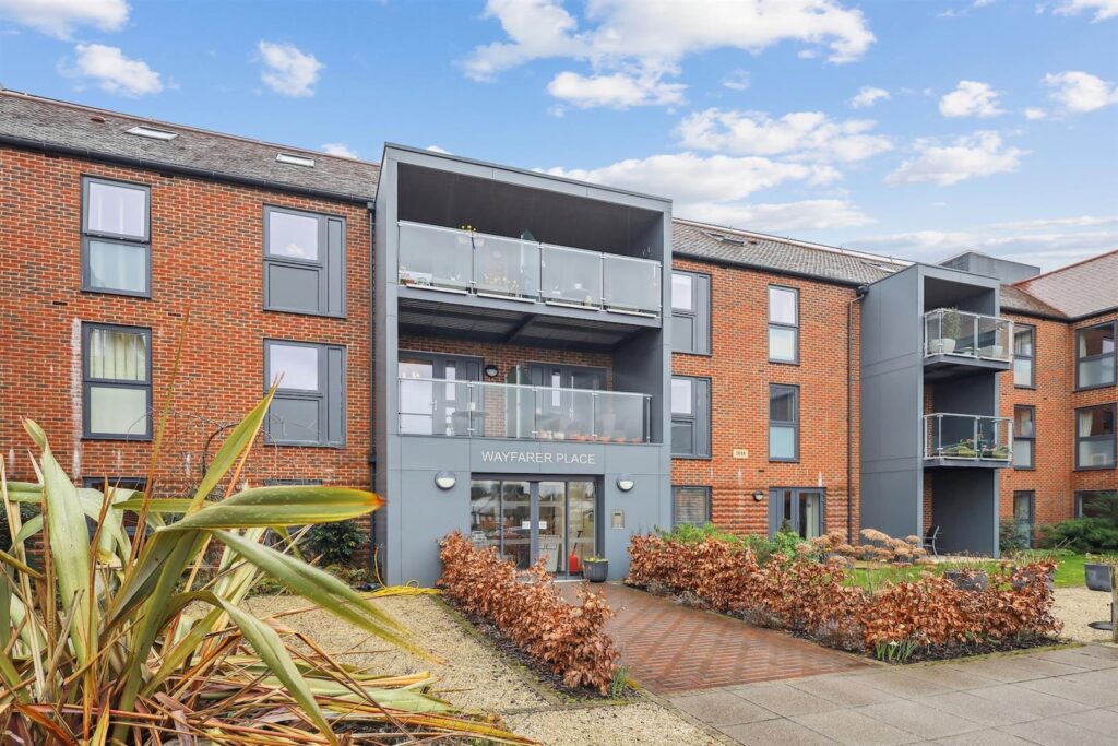 Wayfarer Place, The Dean, Alresford