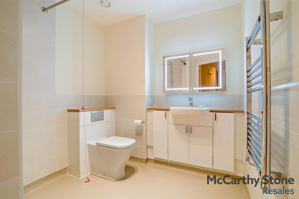 Lambrook Court, Gloucester Road, Larkhall, Bath, BA1 8AZ