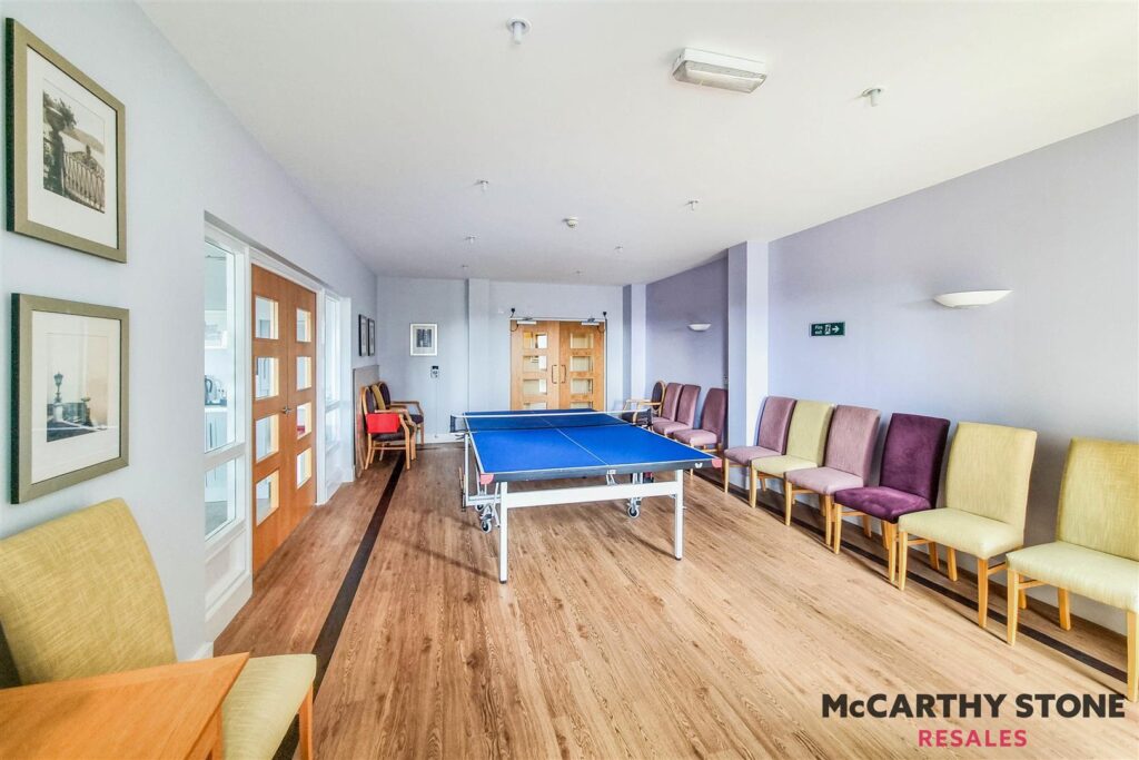 Martello Court, Jevington Gardens, Eastboure, BN21 4SD