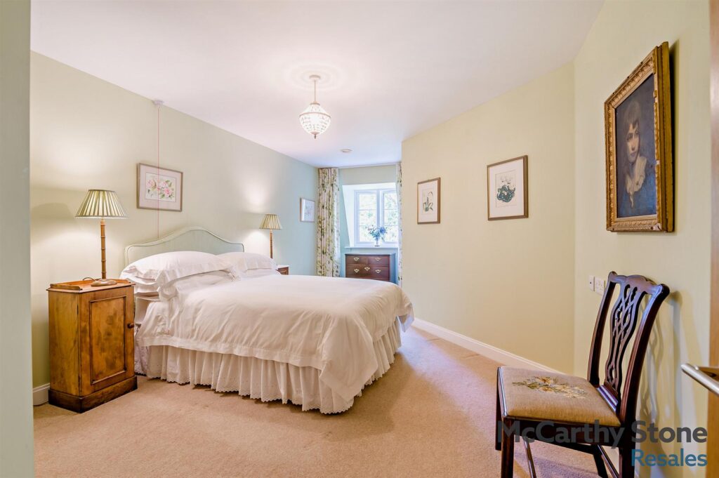 Lambrook Court, Gloucester Road, Larkhall, Bath, BA1 8AZ