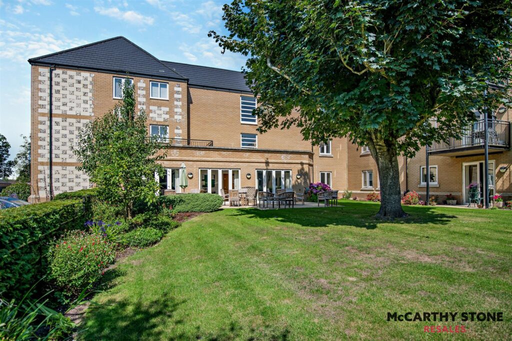Olivier Place, Hart Close, Wilton, Wiltshire, SP2 0FW