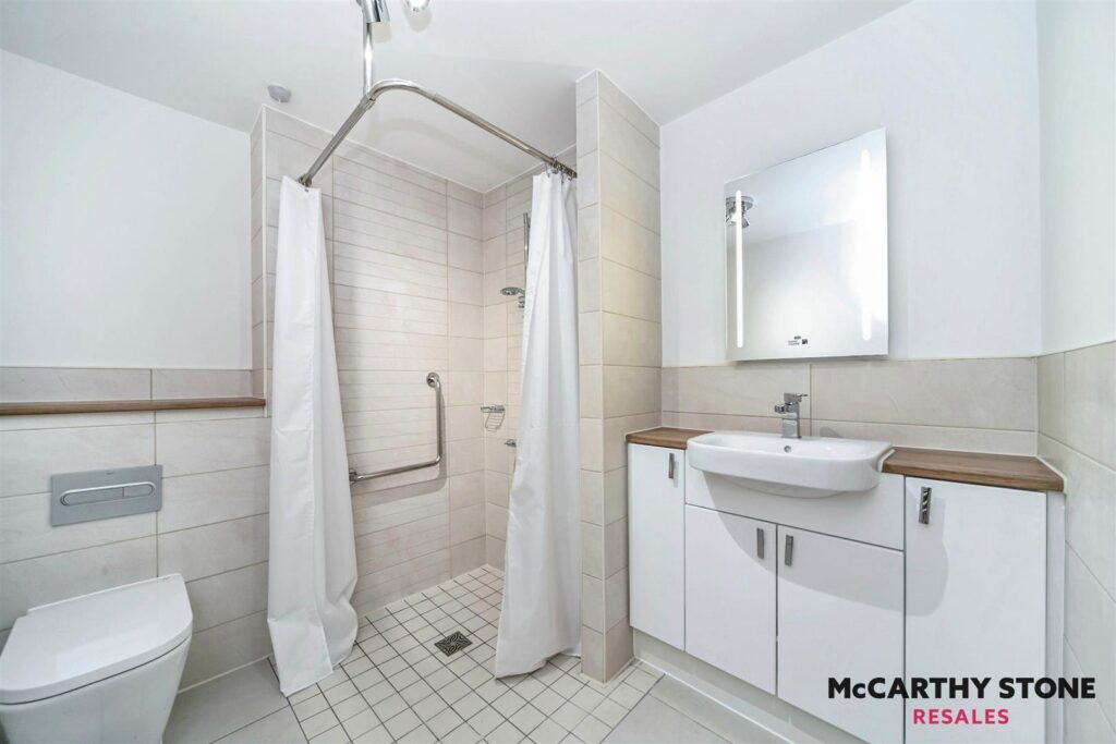 Oakhill Place, High View, Bedford, Bedfordshire, MK41 8FB