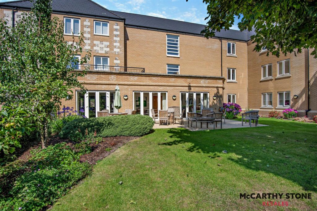 Olivier Place, Hart Close, Wilton, Wiltshire, SP2 0FW
