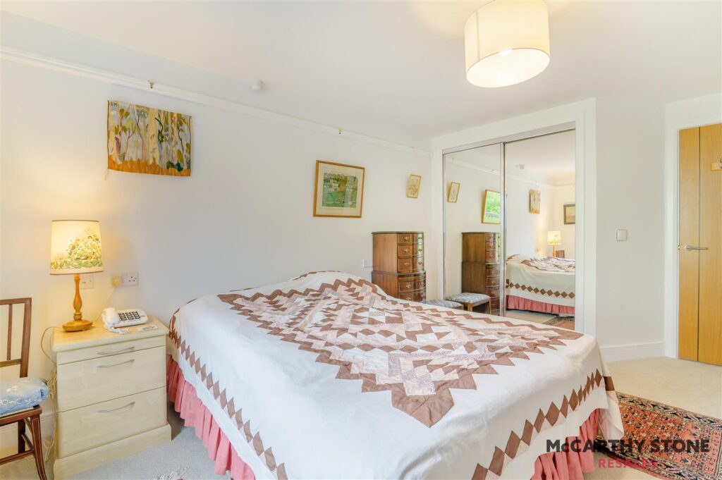 Cartwright Court, 2 Victoria Road, Malvern, WR14 2GE