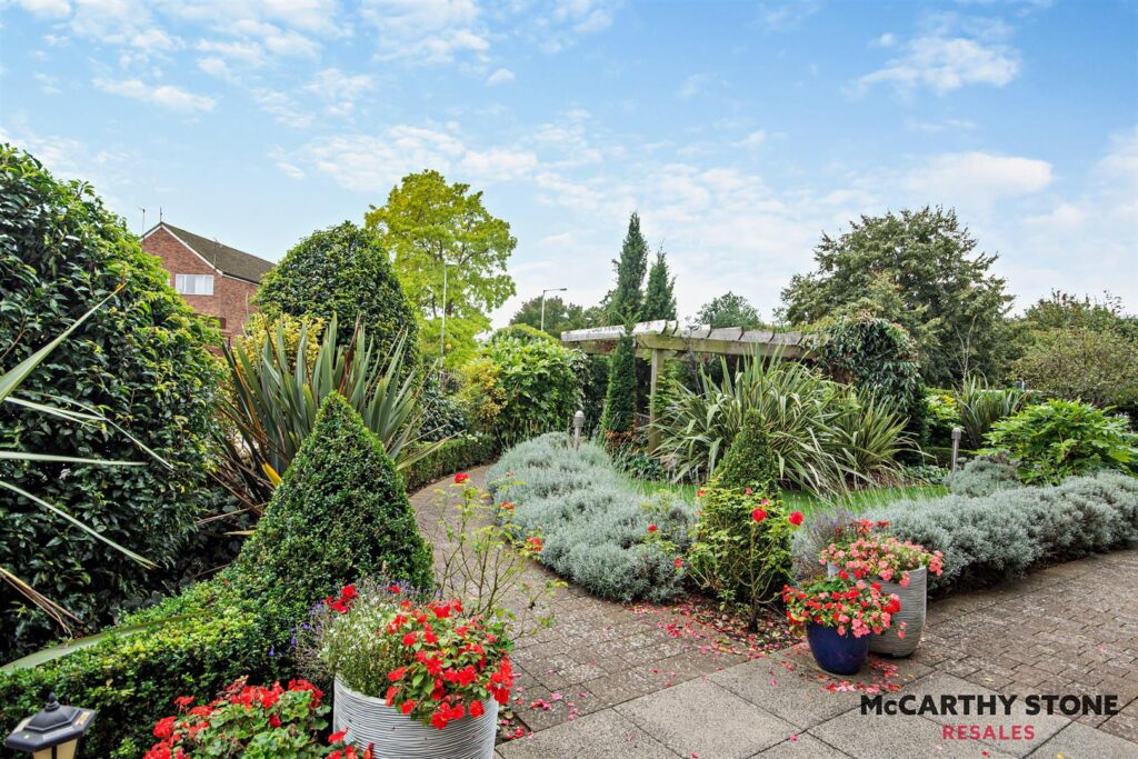 Moorfield Road, Denham
