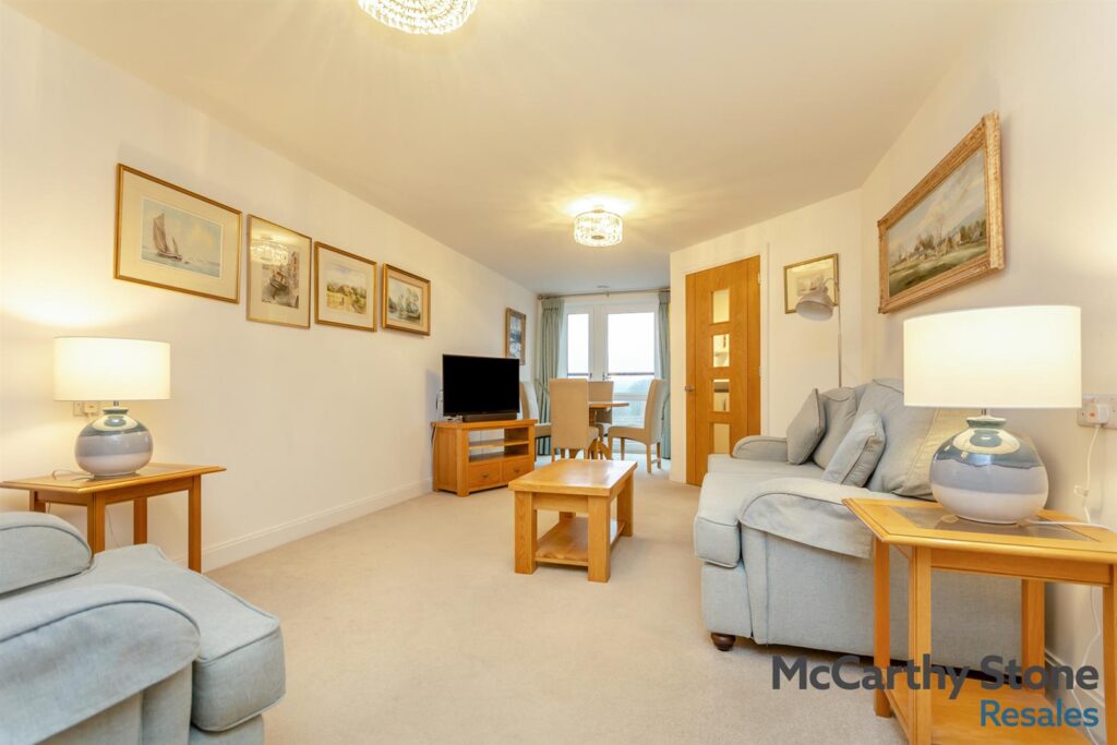 Edward House, Pegs Lane, Gascoyne Way, Hertford SG13 8FQ