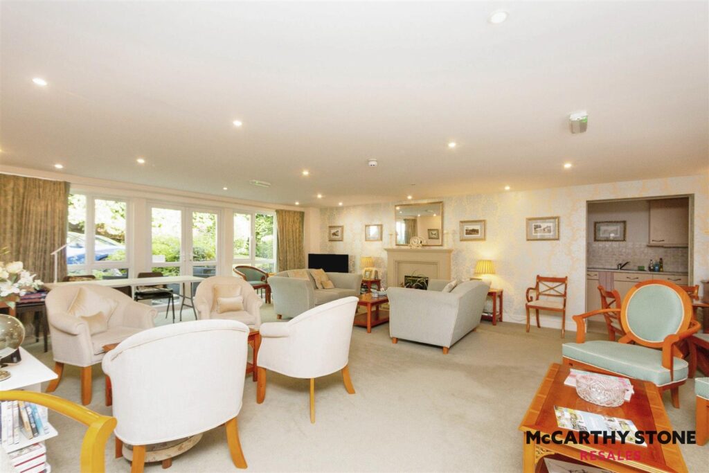 Radford Court, Tower Road, Liphook