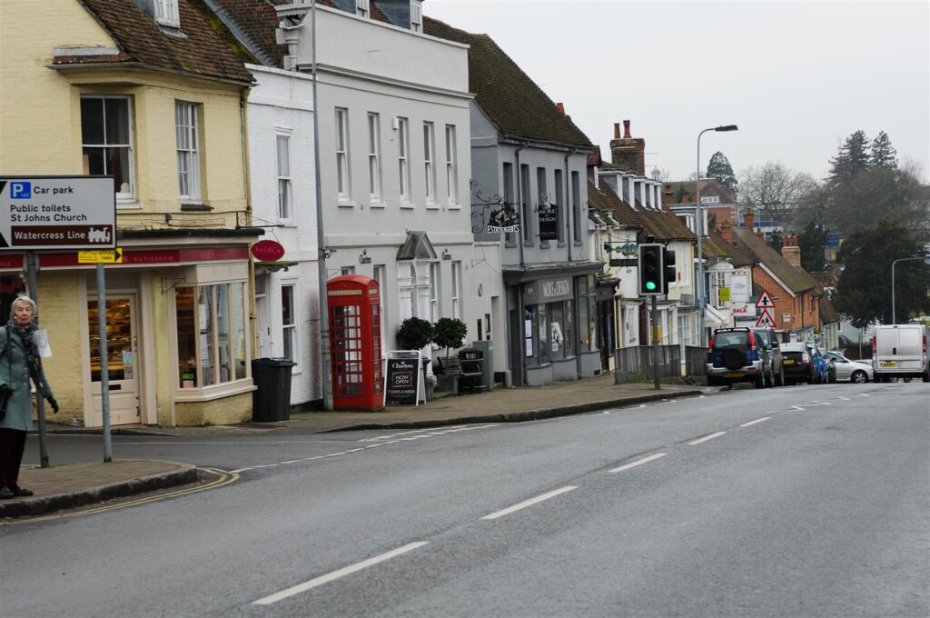 Wayfarer Place, The Dean, Alresford, SO24 9FT