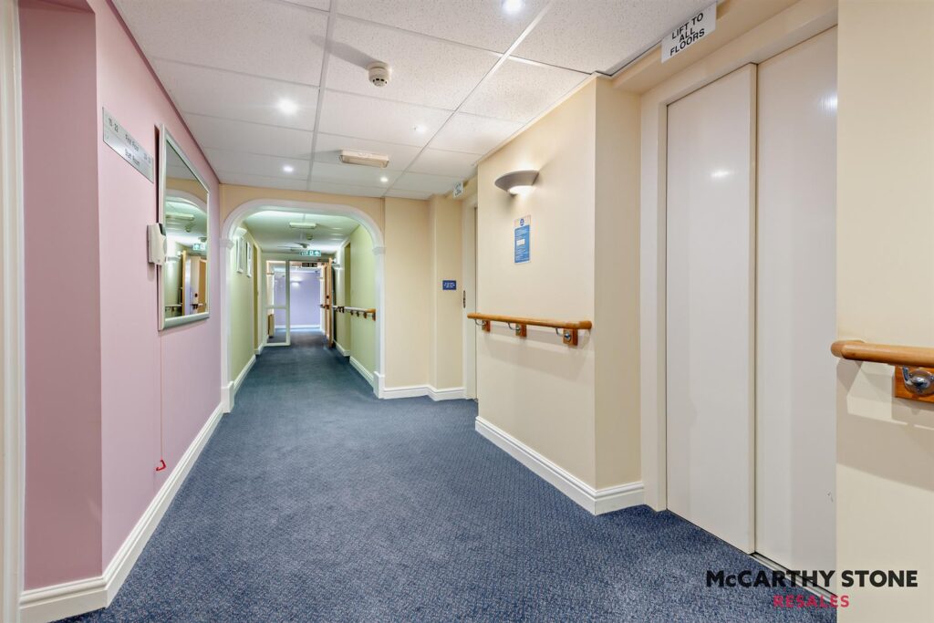 Farringford Court, Avenue Road, Lymington, Hampshire, SO41 9PA