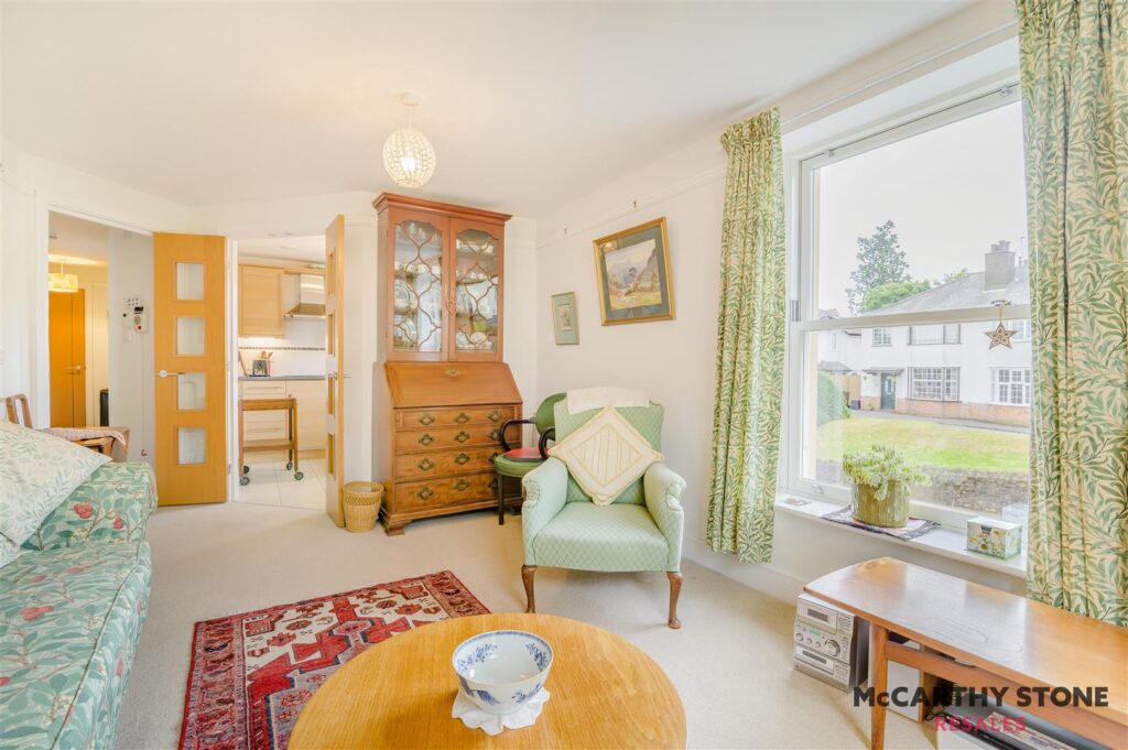 Cartwright Court, 2 Victoria Road, Malvern, WR14 2GE